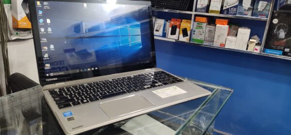 Toshiba Dynabook P55T - 4K Touch