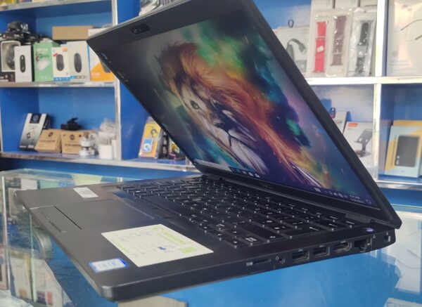 Dell Latitude 5400 - Image 3