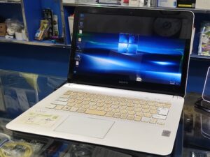 Sony VAIO SVF14