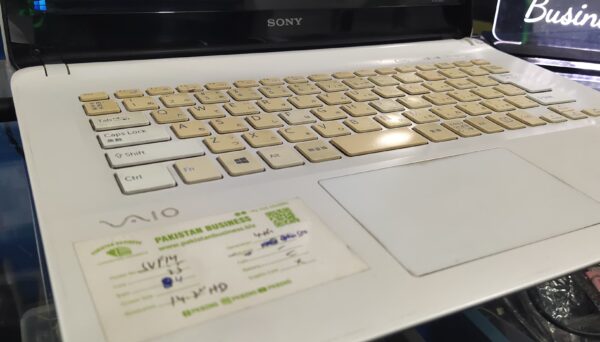 Sony VAIO SVF14 - Image 6