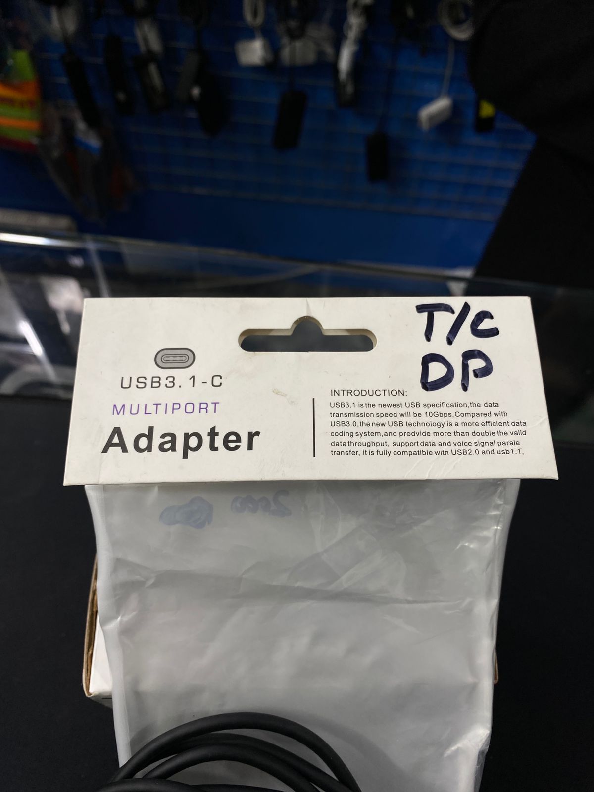 USB 3.1-C Multiport Adapter – USB-C to HDMI + DP + USB-A + Power Delivery | Expand Your Laptop Ports 3 USB 3.1-C Multiport Adapter – USB-C to HDMI + DP + USB-A + Power Delivery | Expand Your Laptop Ports - Image 3